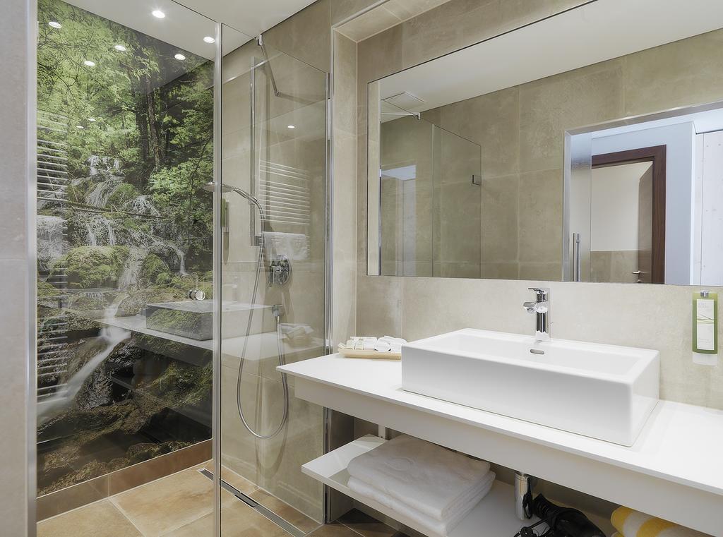 Alpina Zillertal . Family Lifestyle Kinderhotel 푸겐 외부 사진